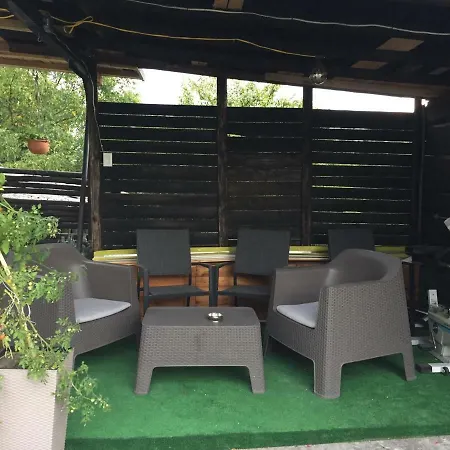 Przy Warszawskiej בית אירוח *